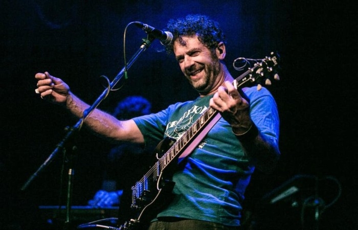 Encontraron muerto en la vía pública al músico Roberto Palo Pandolfo